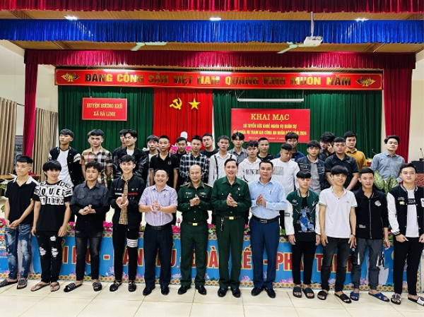 Xã Hà Linh tổ chức sơ tuyển nghĩa vụ Quân sự , nghĩa vụ Công an Nhân dân năm 2024.